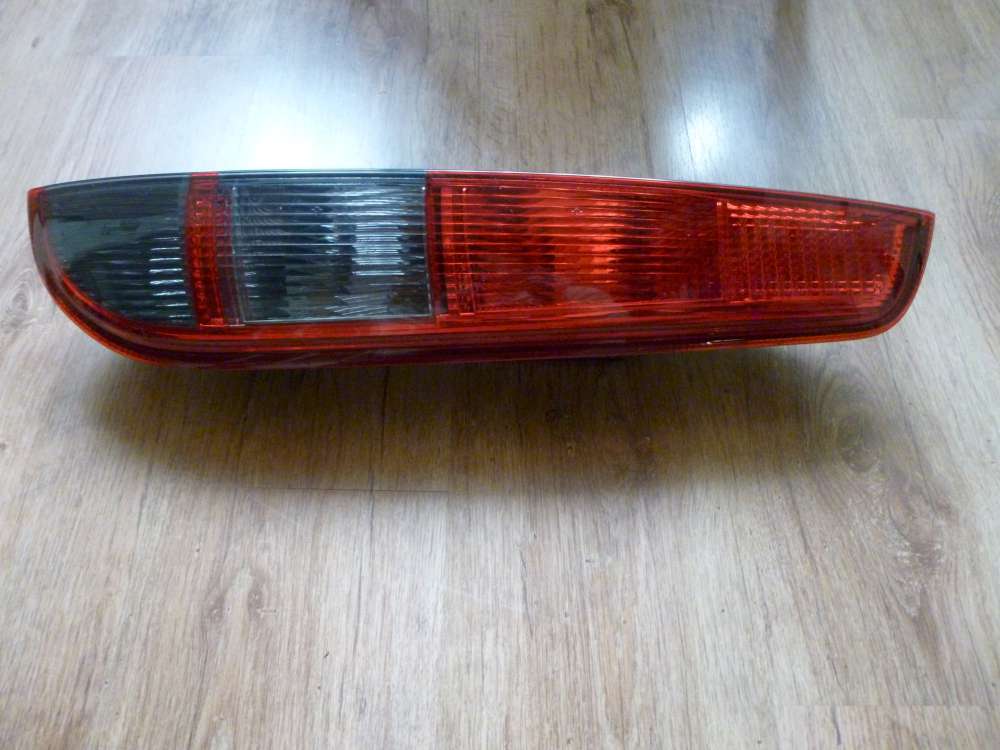 Ford Focus II Rckleuchte Hinten Rechts 4M51-13N004