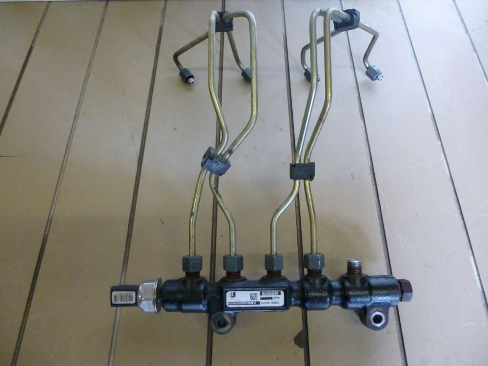 Original Einspritzleiste Verteilerrohr Peugeot Citroen Ford Focus  9654592680