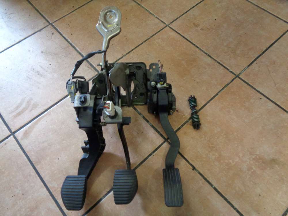 Peugeot 307 Bremspedal Kupplungspedal Gaspedal 9653941080