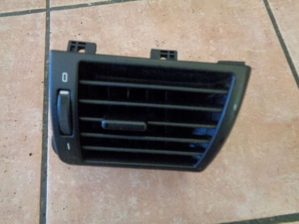 BMW 318i E46 Frischluftgrill Luftdse Vorne Links 8361897