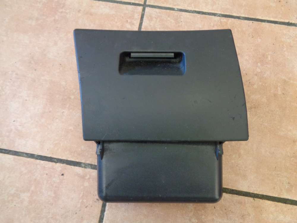 BMW 318i E46 Ablagefach Handschuhfachvorne Links 51.45-8223192