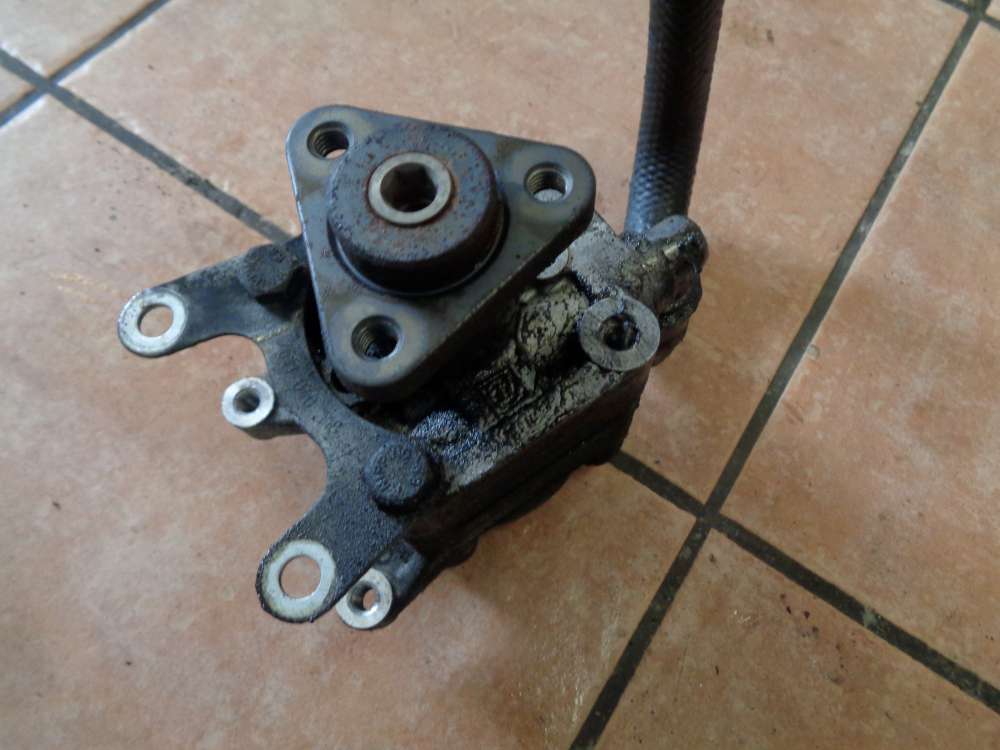 BMW 318i E46 Bj:2000 Servopumpe 7611040118