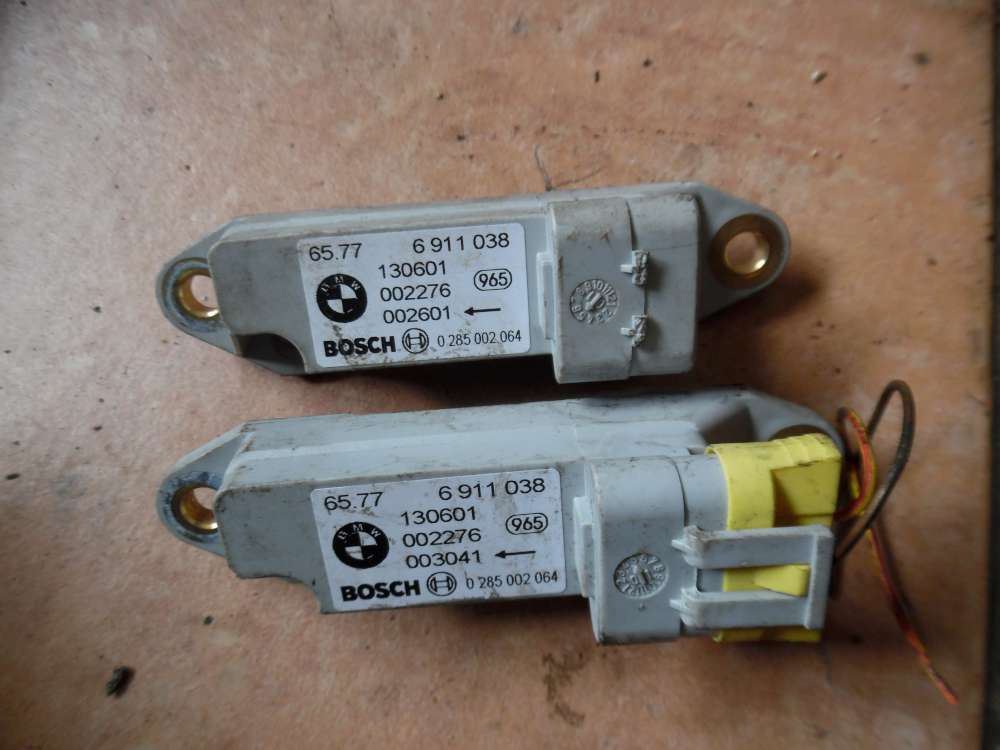  BMW 318i E46 Crashsensor Aufprallsensor 6911038