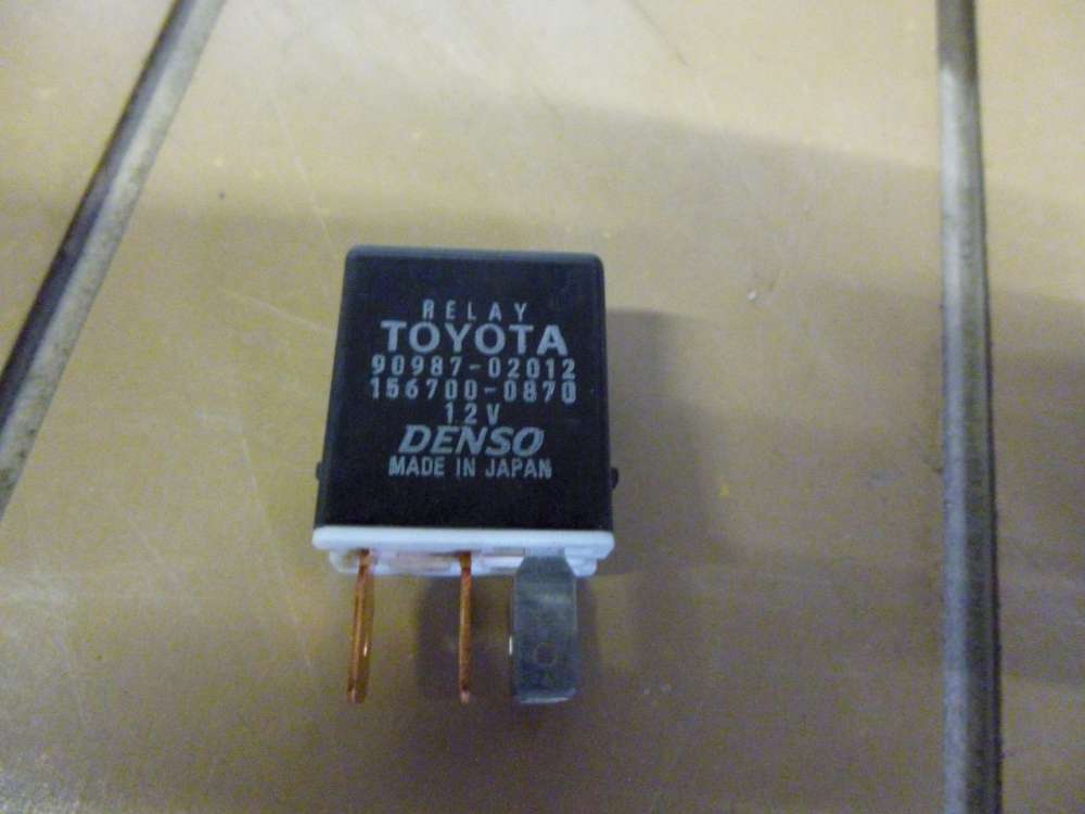 Relais TOYOTA  9098702012   1567008070