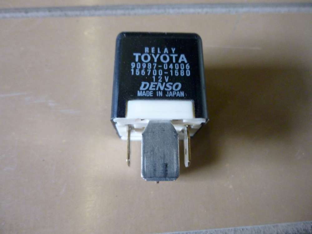 Toyota Yaris Relais   90987-04006 Denso 156700-1580 