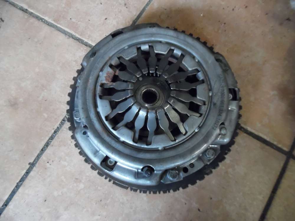 Renault Clio III 1,2 Kupplung mit Schwungscheibe 8200745122