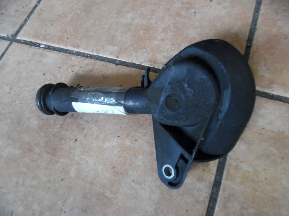 Renault Clio III 1,2L Einf�llstutzen �lstutzen 8200323344