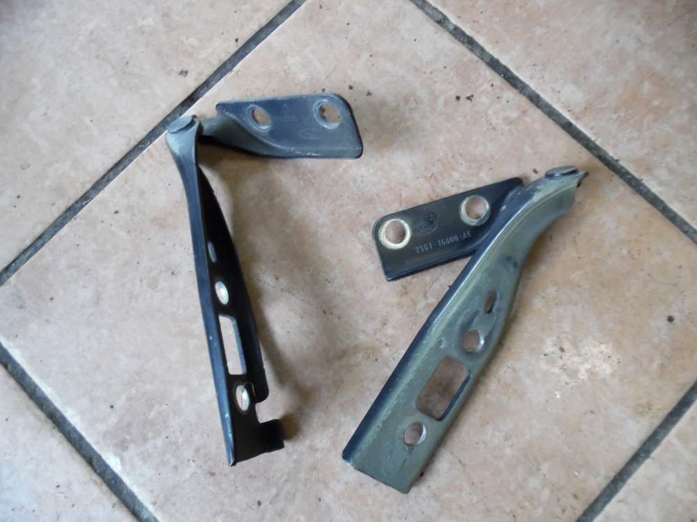 Ford Fiesta V Motorhaubescharnier Rechts Links  2S61-16800/ 2S61-16801