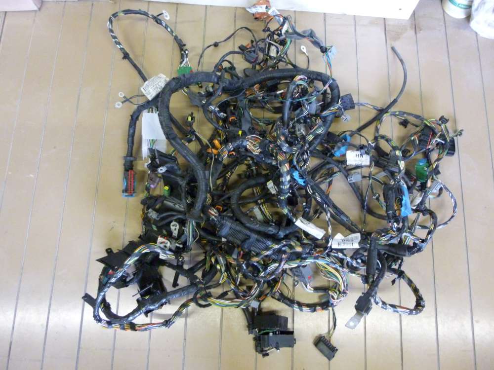 Ford Focus II DA3 Motorkabelbaum 6M5T12A690  3M5T14A280