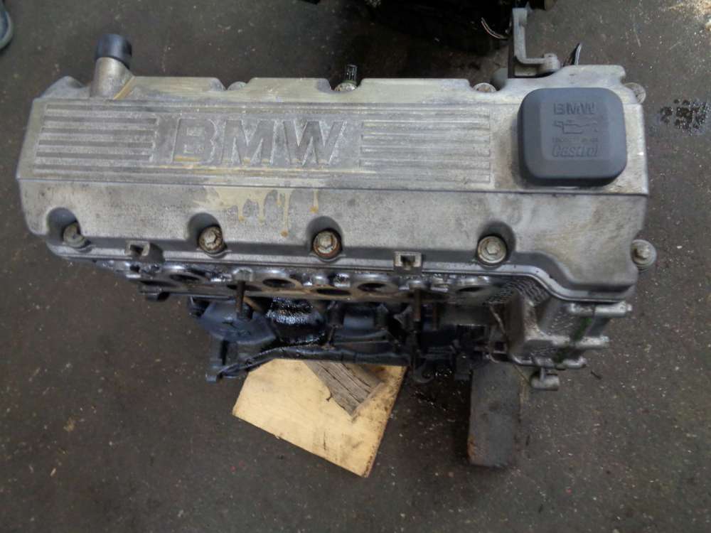 BMW 318i E46 Bj:2000 Motor HGZ Benzinmotor 24842KM 1743987 1743993