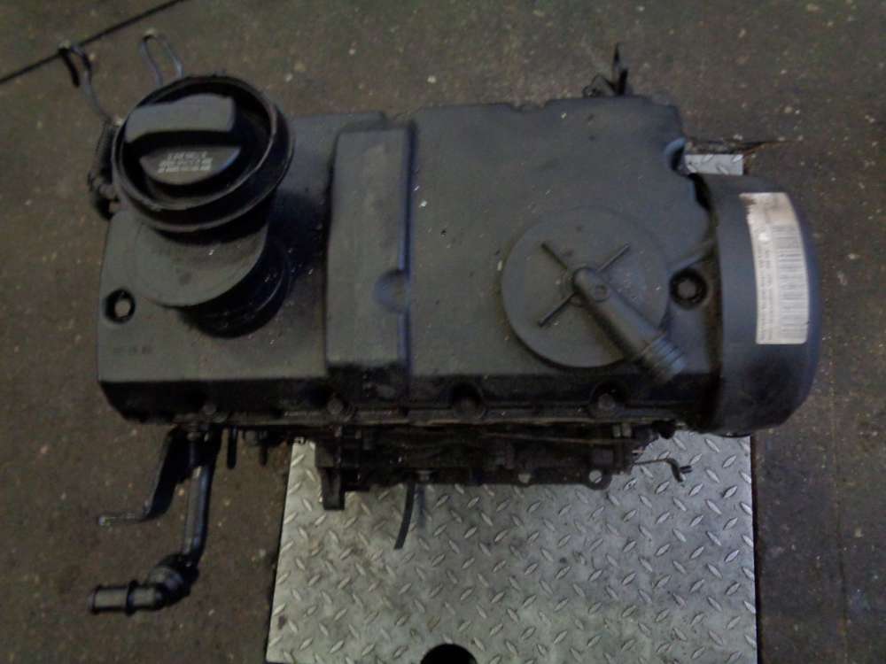 VW Passat 3B Bj:2000 Motor 155741KM 06B103373J