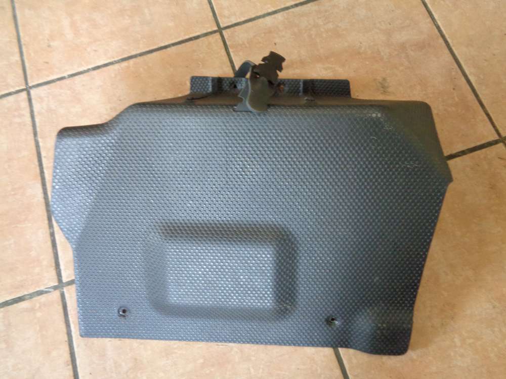 VW Golf 4 Cabrio Bj:1994 Abdeckung Verkleidung Kofferraum Links 1E0857467