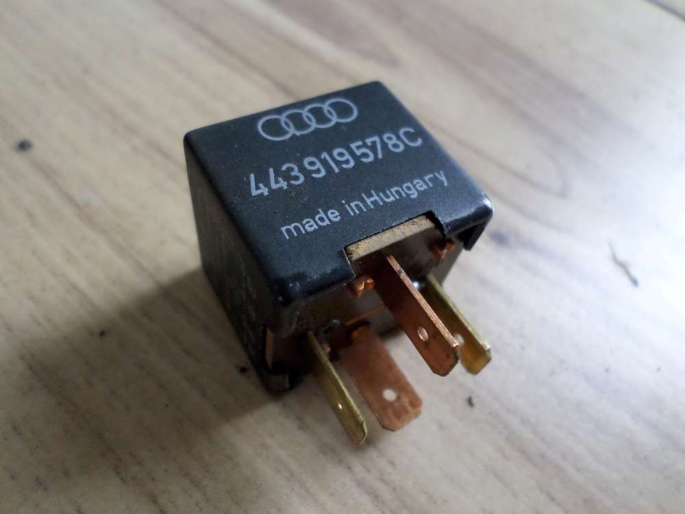 VW Audi Seat Relais Nr. 267 Klimaanlage 443919578C
