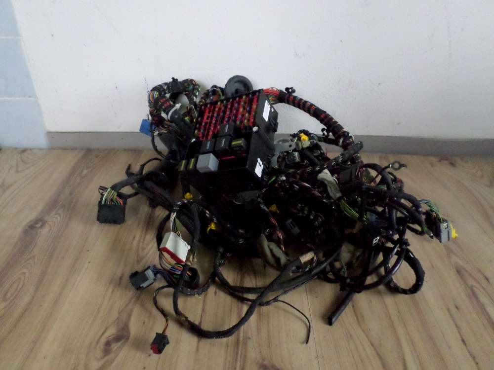 Ford Fiesta V Sicherungskasten mit Motorkabelbaum 2S5T-14401KEA