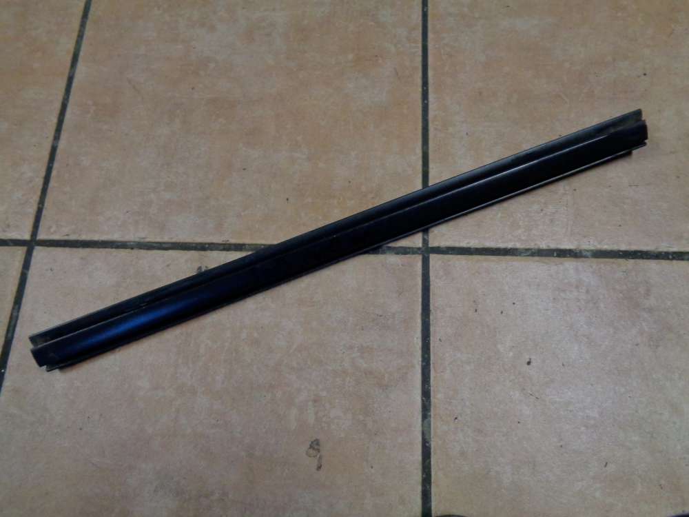 VW Golf 3 Cabrio Fhrungsschiene Scheibe seitenscheibe Hinten Rechts