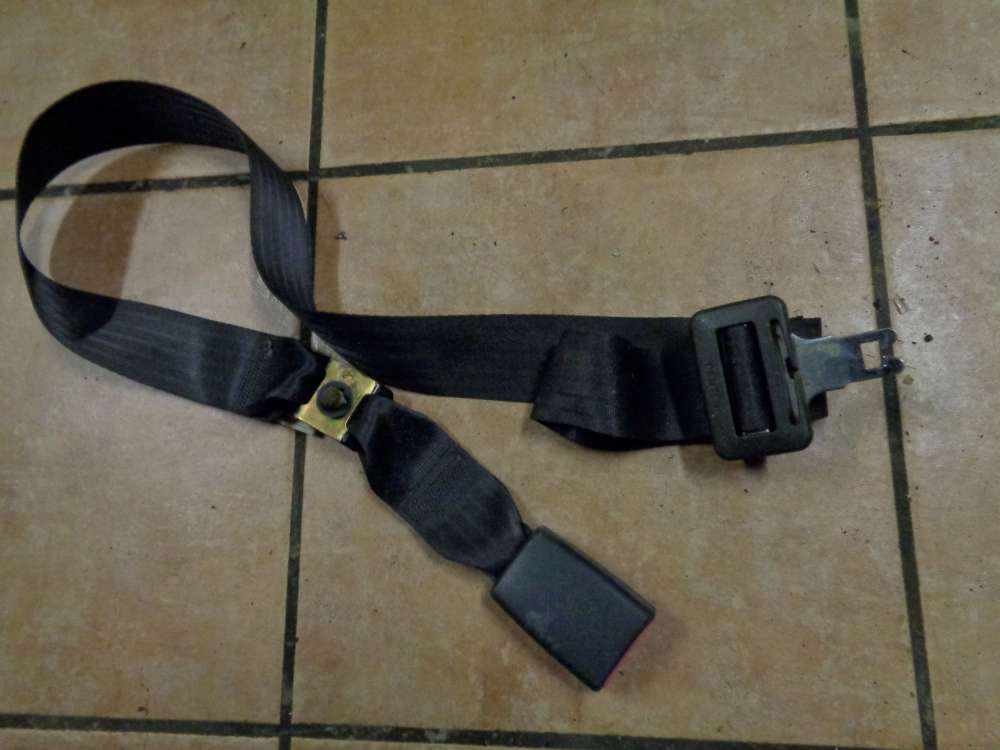 Toyota Starlet Sicherheitsgurt Gurt hinten mitte