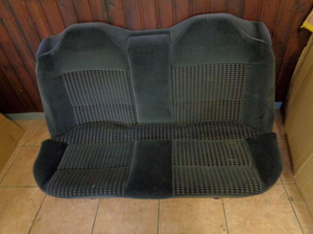 Audi 80 Sitze Rcksitz Rckbank Stoff 