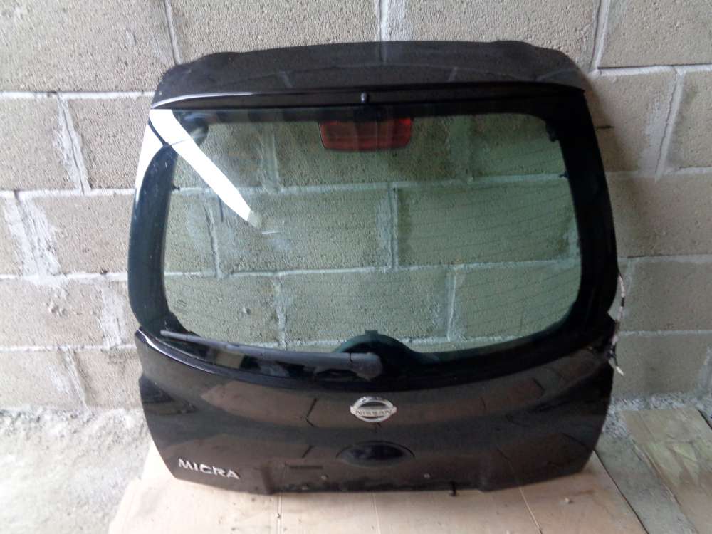 Nissan Micra K12 3-T�rer Heckklappe Schwarz
