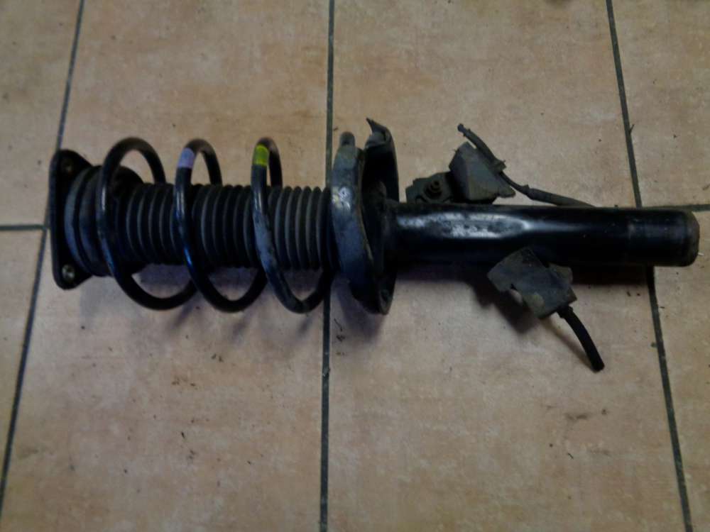Mazda 3 BK Federbein Sto�d�mpfer Vorne Links 