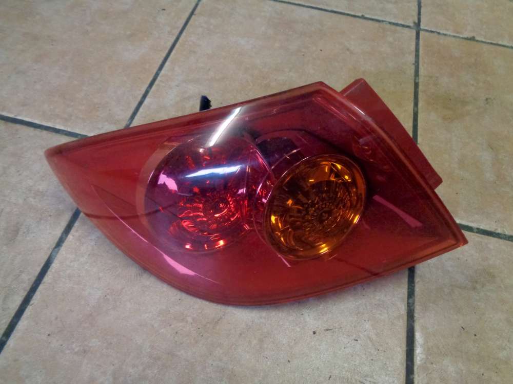Mazda 3 BK Rckleuchte Heckleuchte Links P2912