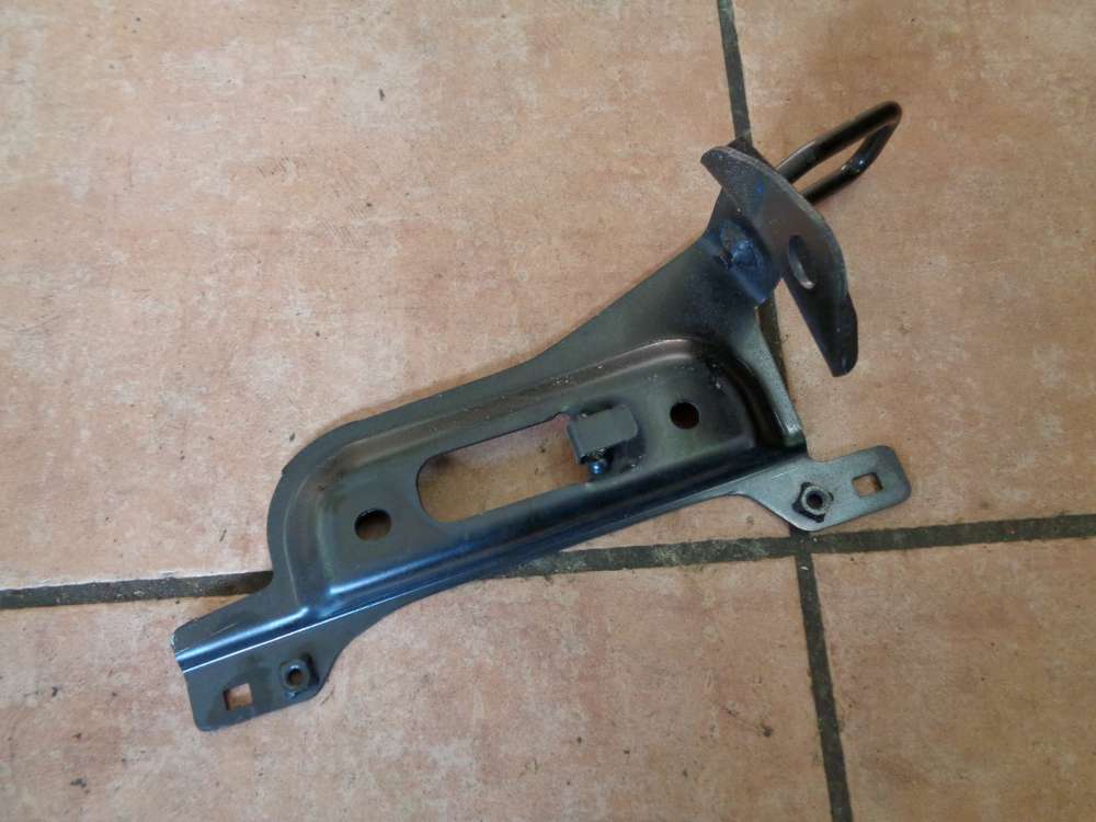 Mazda 3 BK Halter Halterung Rechts