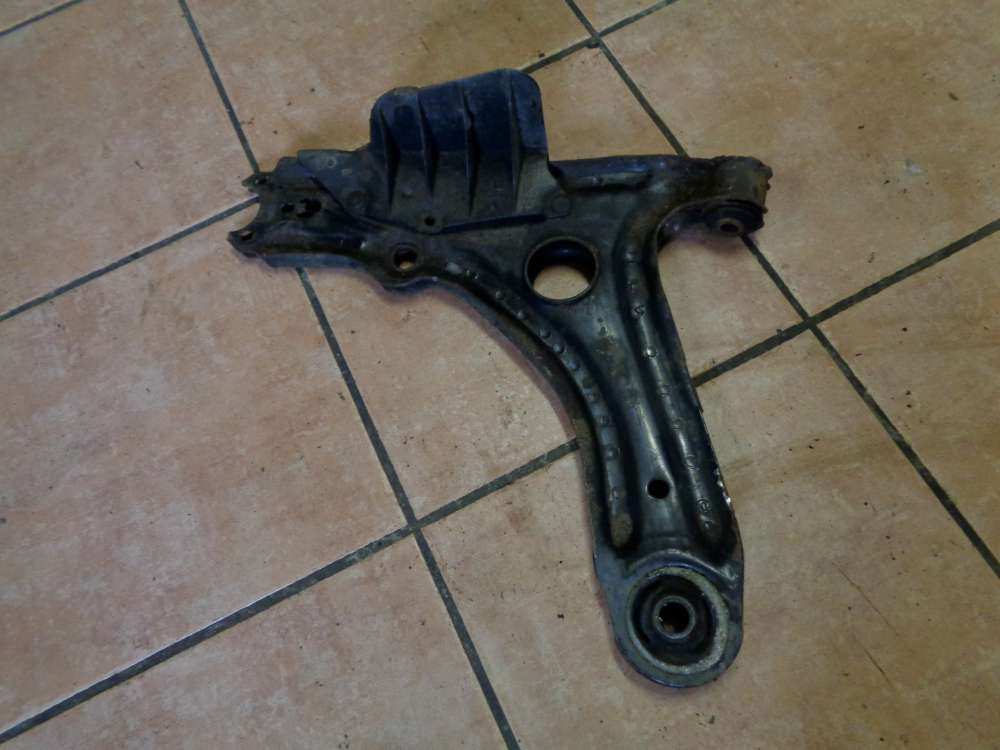 VW Golf III Querlenker Vorderachse Vorne Links