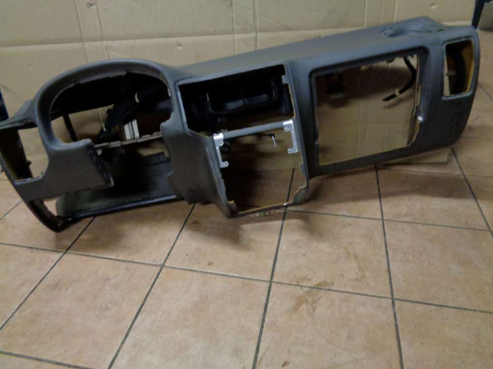 VW Polo 6N Bj:1997 Armaturenbrett Cockpit