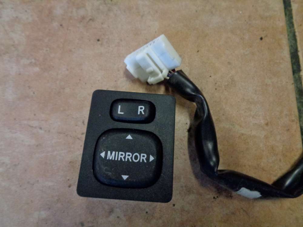 Daihatsu Sirion M3 Schalter fr Auenspiegel 769746E