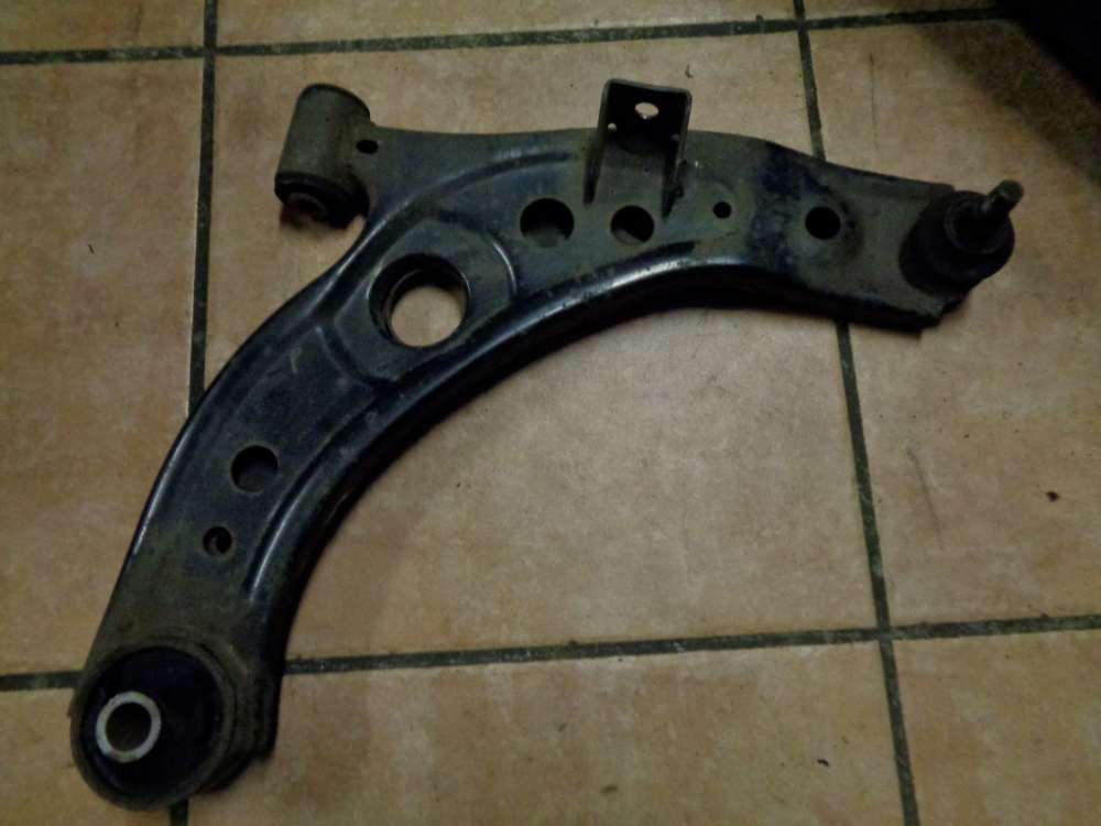 Daihatsu Sirion M3 Querlenker Vorne Rechts