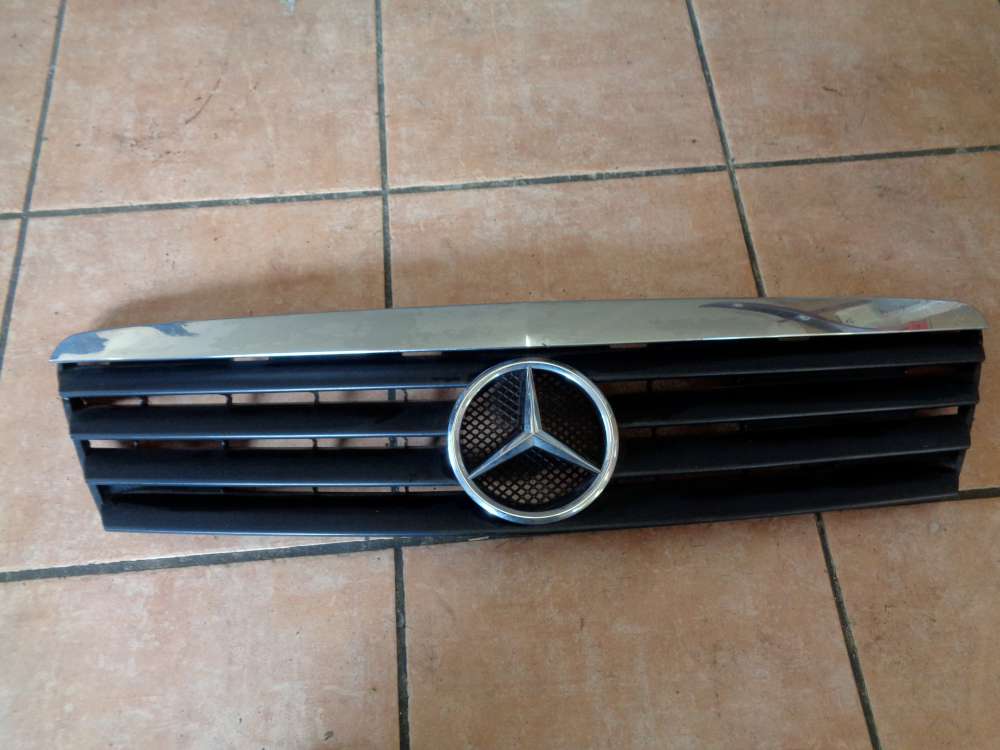 Mercedes W168 A-Klasse Khlergrill Frontgrill Grill A1688801483