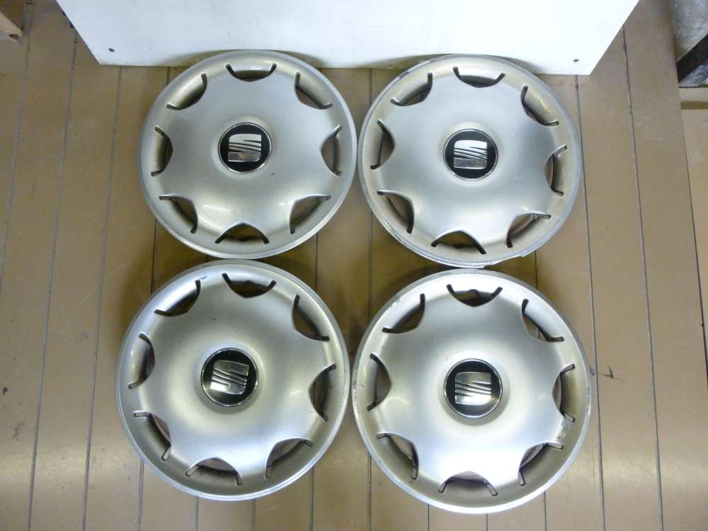 4 x Seat Ibiza Bj.1999 Radkappen 6K0601147