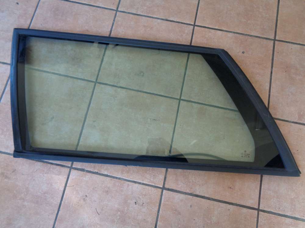 VW Passat 35i Scheibe Seitenscheibe Hinten Links 333845297E