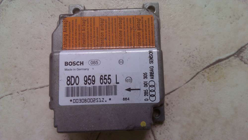 Audi A4 B5 Airbagsteuergert 8D0959655L BOSCH 0285001305