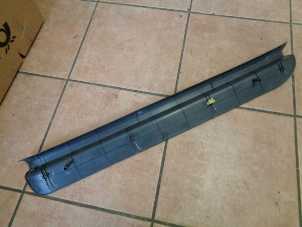 Mazda 323 BA Limousine Einstiegsleiste Leiste Vorne Rechts BC1D68710