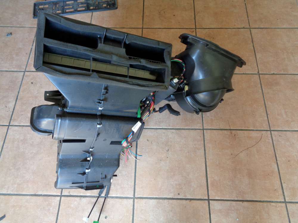 Opel Zafira A Heizungskasten Gebläse Heizung Gebläsemotor 90560935 90437893