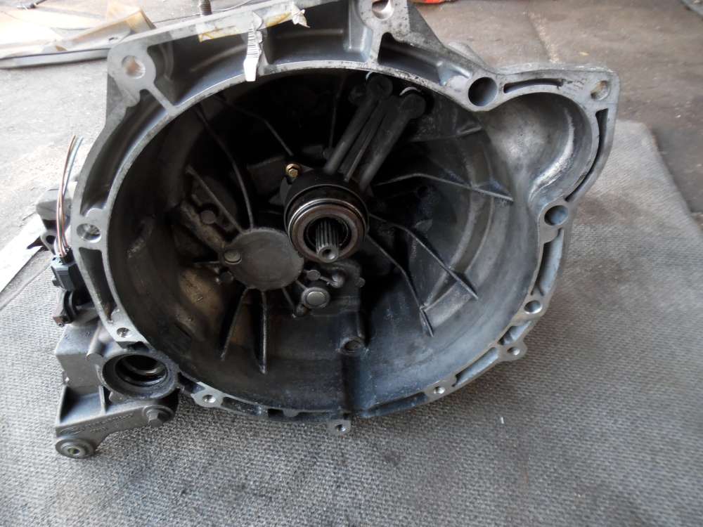 Ford Focus I Getriebe Schaltung 5-Gang 347544KM XS4R-7002-FA 