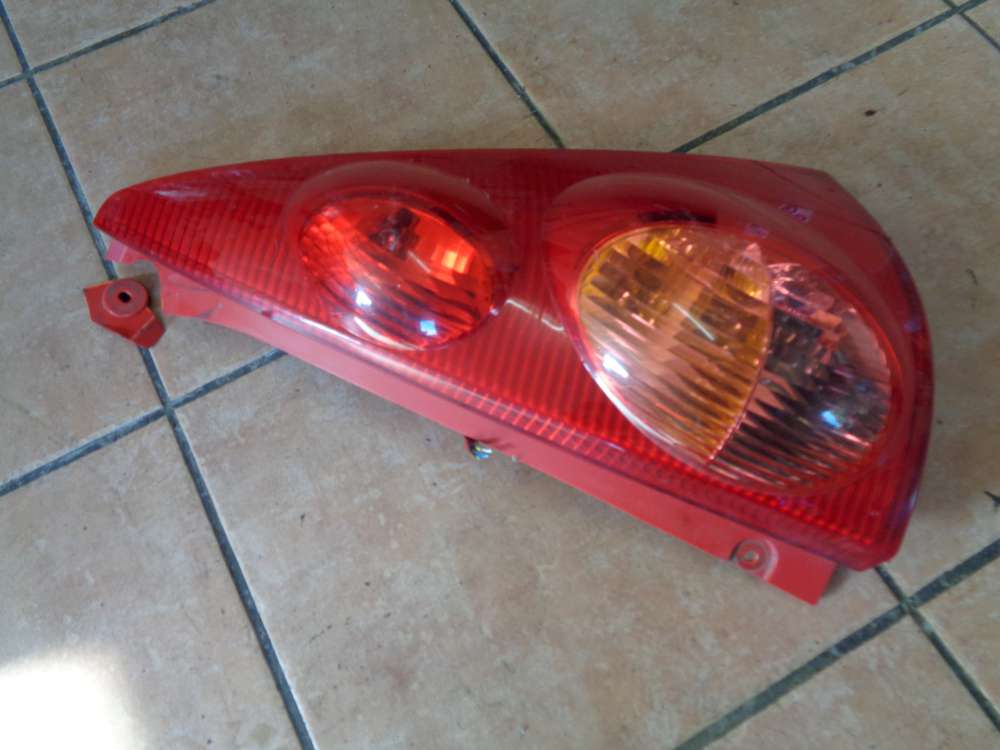 Peugeot 107 Bj:2009 Rückleuchte Rücklicht Heckleuchte Rechts