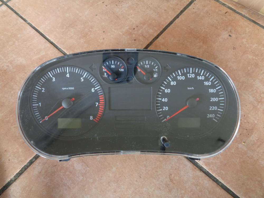 Seat Leon 1M Tacho Kombiinstrument 212793KM 1M0920802A