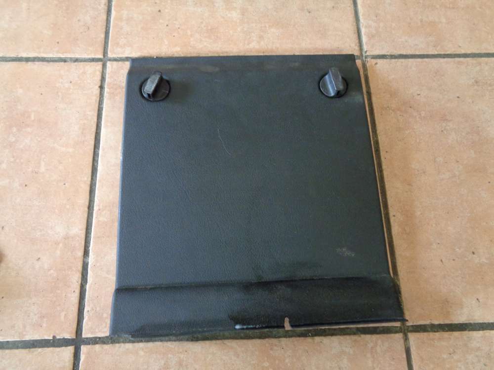 VW Passat 35i Bj:1997 Steckdeckel Klappe Kofferraum Rechts 333867462