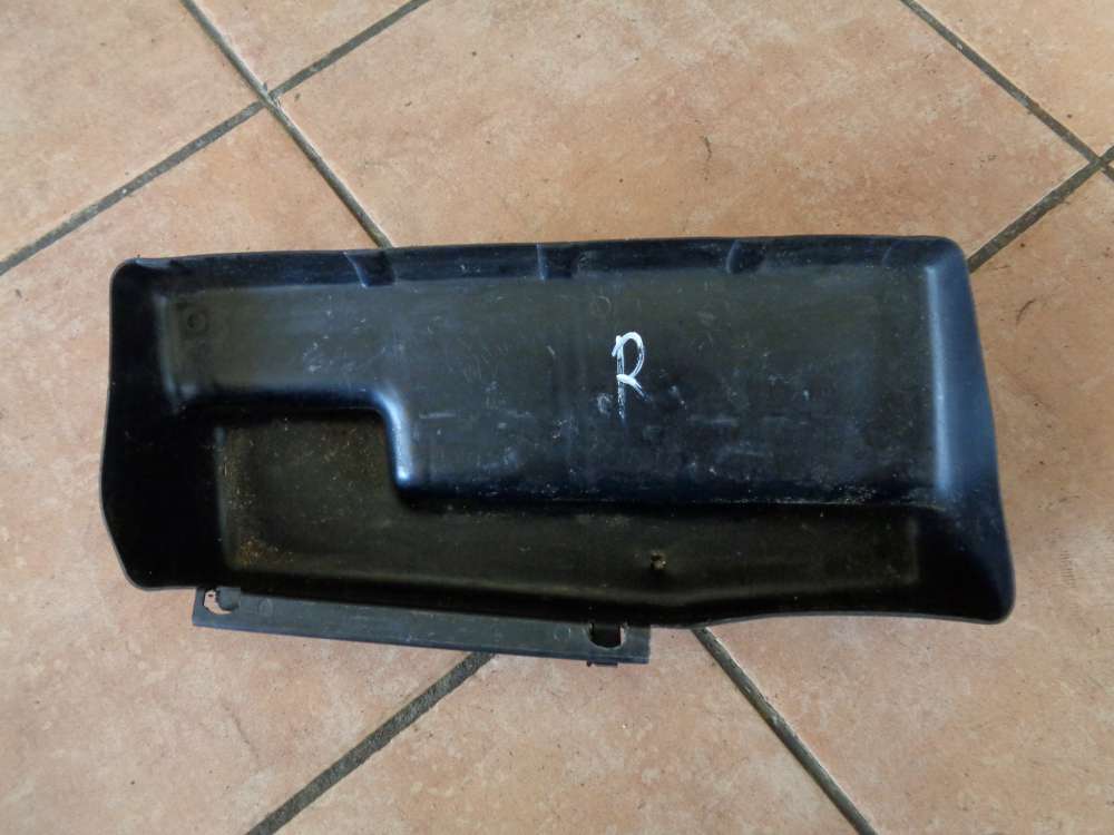 VW Passat 35i Bj:1997 Ablagefach Kofferraum Hinten Rechts 333867706
