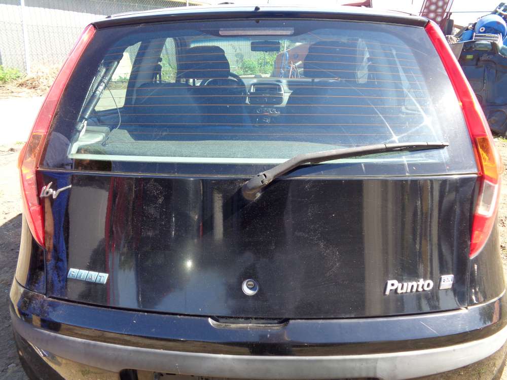 Fiat Punto 188 Bj:2001 3Türer Heckklappe Klappe Schwarz Farbecod : 601