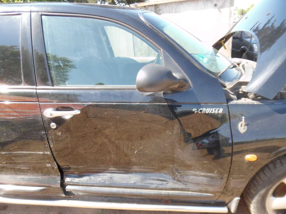 Chrysler PT-Cruiser Tr Vorne Rechts Farbe : schwarz 