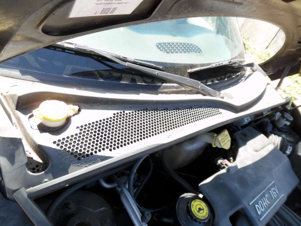 Chrysler PT-Cruiser Bj:2001 Blende Windlauf Abdeckung Wasserkasten