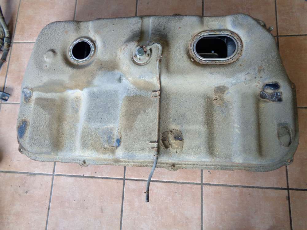 Hyundai Santa Fe SM Bj 2001 Tank Kraftstofftank Benzintank