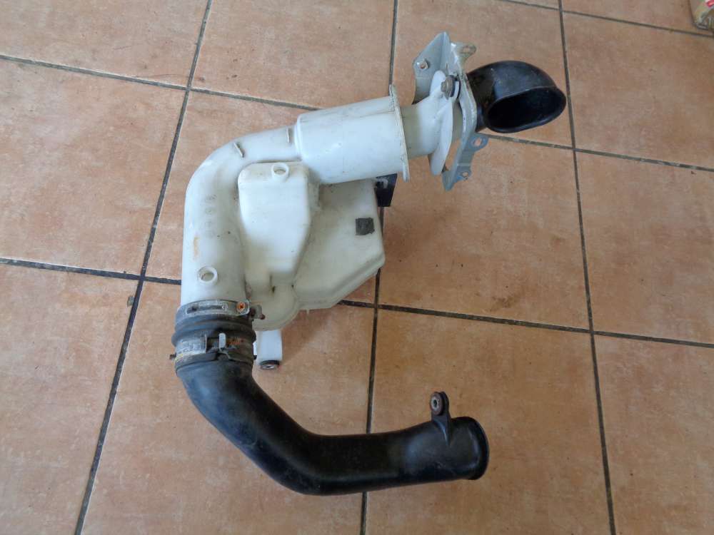 Mazda Wischwasserbehälter B6BF