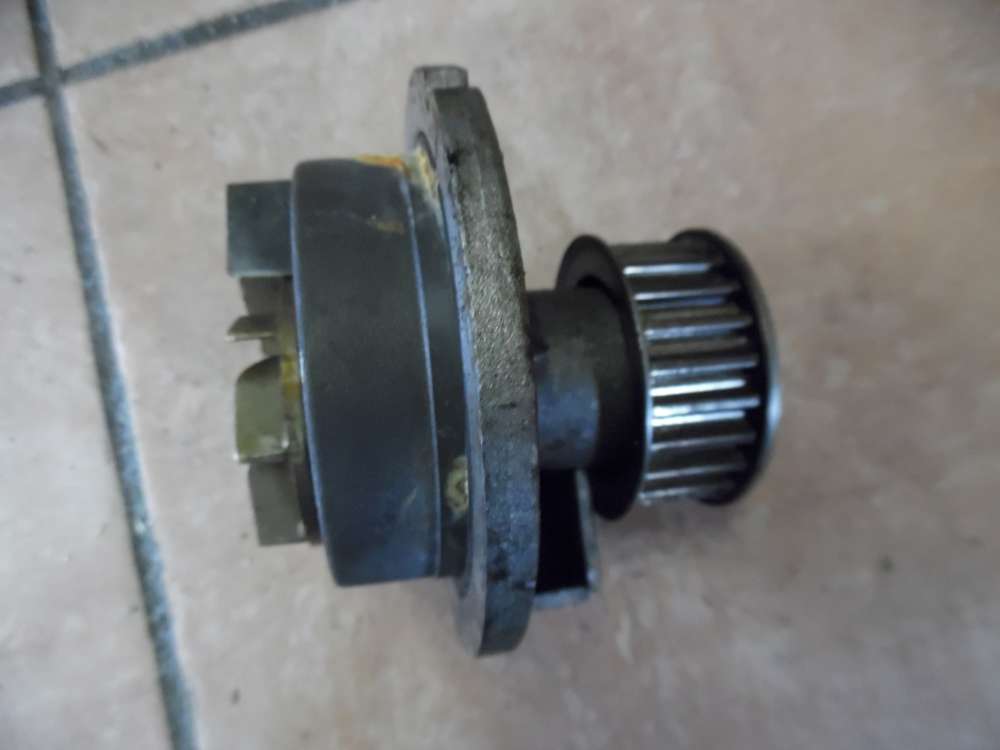 Opel Zafira A 1,8 Wasserpumpe