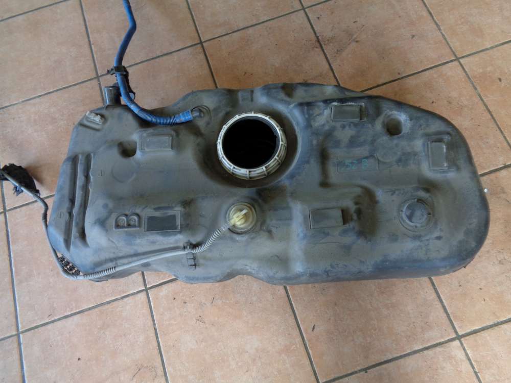 Fiat Grande Punto 199 Tank Benzintank Kraftstoffbehlter 55700360