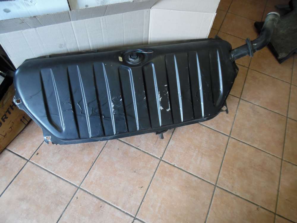 Mercedes-Benz 190E W201 Tank Kraftstoffbehälter Kraftstofftank Metall 2014710521