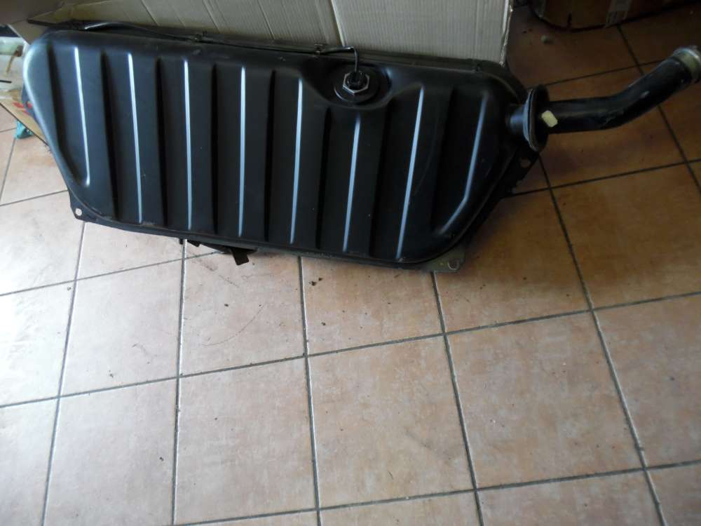Mercedes-Benz 190E W201 Tank Kraftstoffbehälter Kraftstofftank Metall 2014710521