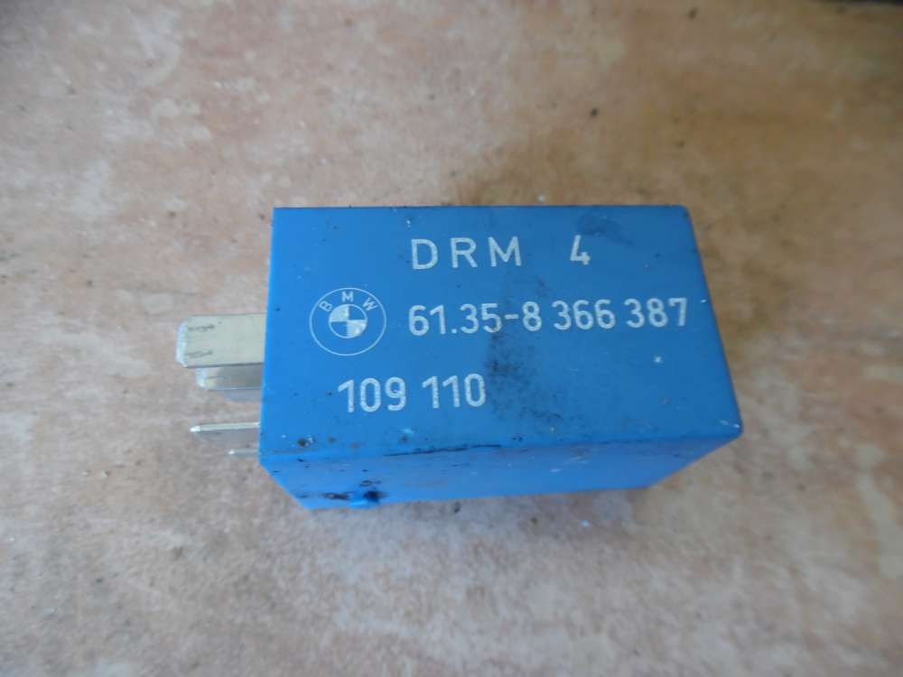 BMW E36 3er Bj:1995 Relais blau 61.35-8366387